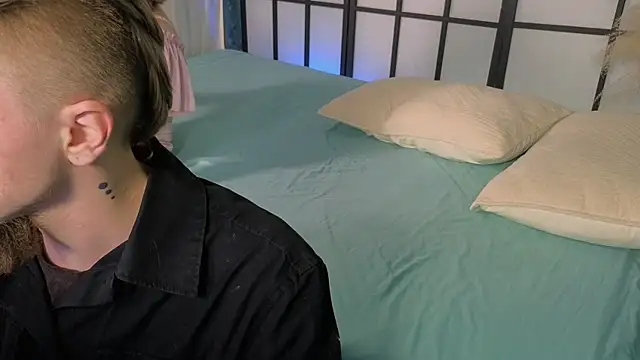 Snapshot of Saint_Vicious chatting on March 2025 08:21:01 PM Saint Vicious online show from March 2025 08:21:01 PM
