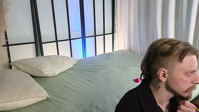 Snapshot of Saint_Vicious chatting on March 2025 08:26:02 PM Saint Vicious online show from March 2025 08:26:02 PM