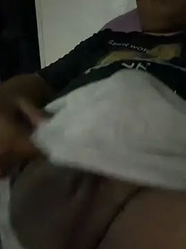 ElCangri19 online show from April 2026 04:50:01 AM