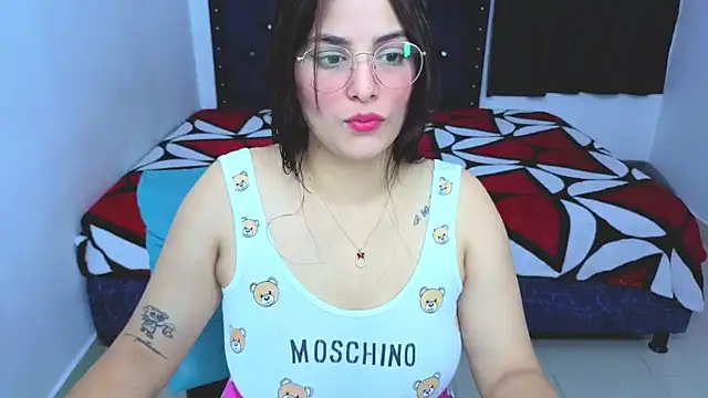 atenea 02 love online show from September 2025 12:45:01 AM