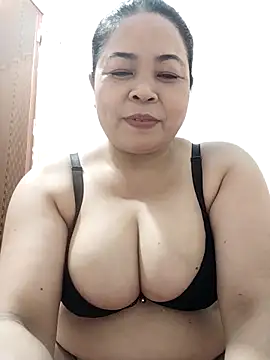 Baby-bigtits2024 online show from October 2025 10:49:01 AM