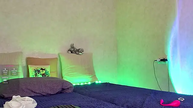 Roseaa online show from March 2026 05:35:01 PM