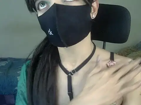 Snapshot of YourCDBitch chatting on October 2025 07:12:02 PM YourCDBitch online show from October 2025 07:12:02 PM