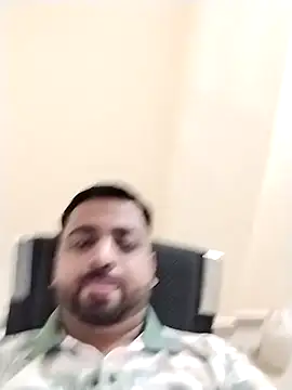 Snapshot of Vij717 chatting on October 2025 11:46:02 PM Vij717 online show from October 2025 11:46:02 PM