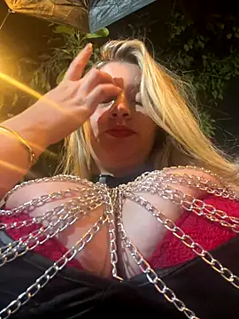 Snapshot of aurora_coldd chatting on November 2025 11:14:02 PM aurora coldd online show from November 2025 11:14:02 PM