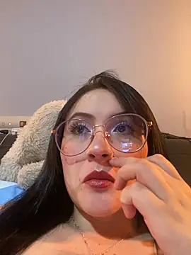 ValentinaOrtiz3 online show from October 2025 03:12:02 AM