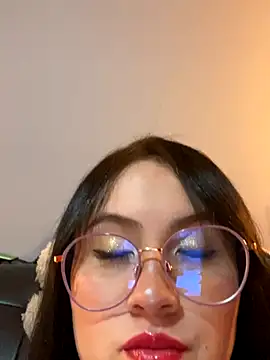 ValentinaOrtiz3 online show from October 2025 02:11:02 AM