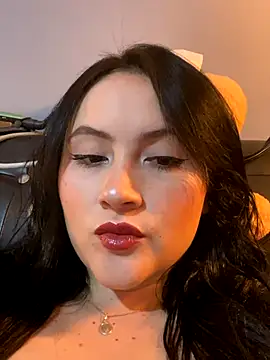 ValentinaOrtiz3 online show from November 2025 11:58:01 PM