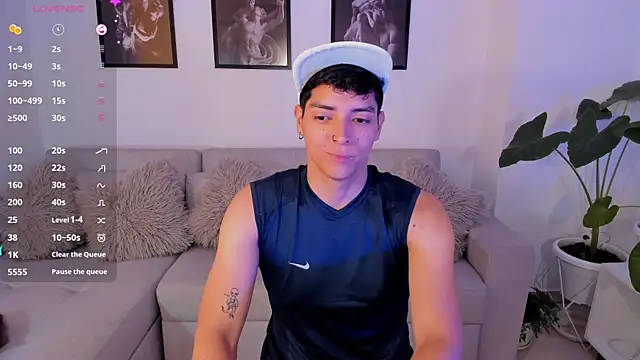  JacobMiller   online show from February 2025 08:44:02 PM