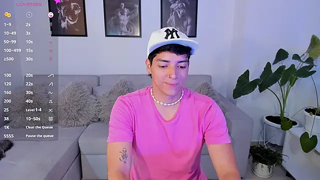  JacobMiller   online show from February 2025 09:05:02 PM