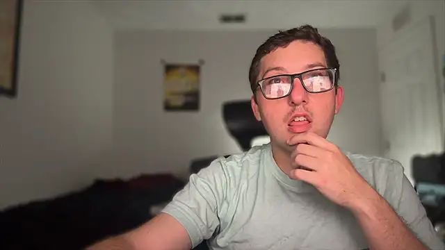 Snapshot of Milflover96 chatting on December 2025 09:53:02 PM Milflover96 online show from December 2025 09:53:02 PM