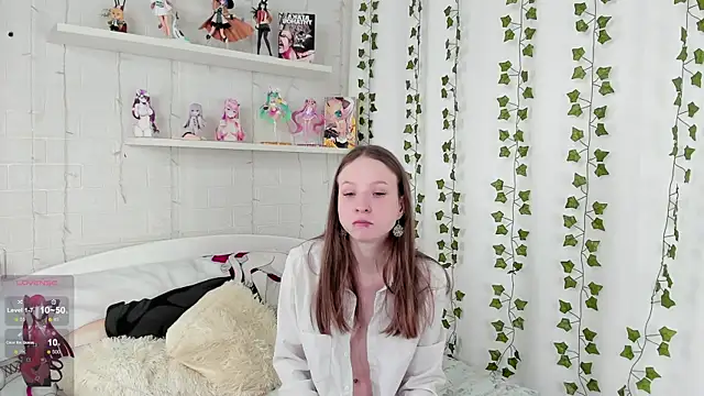 b4by Emilia online show from March 2025 05:52:01 AM