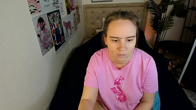 Lika 0ne online show from March 2026 12:20:01 PM