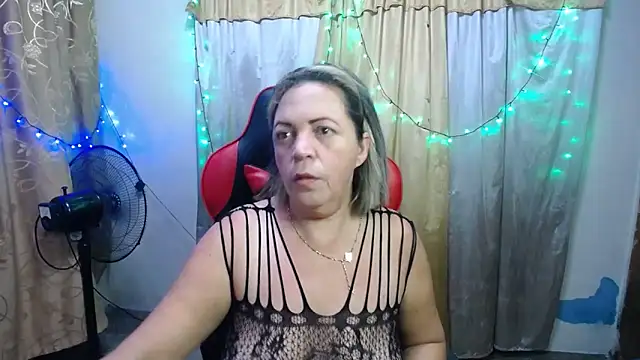 alina maturehot online show from September 2025 07:10:02 AM