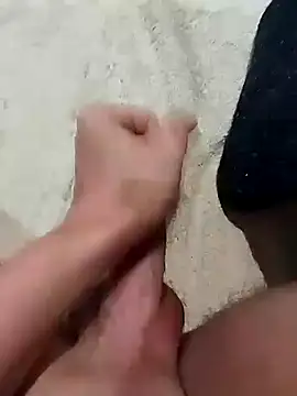 Snapshot of jojolecochon1 chatting on March 2025 04:29:02 PM jojolecochon1 online show from March 2025 04:29:02 PM