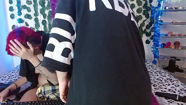 duo peludoo online show from March 2025 11:06:01 PM