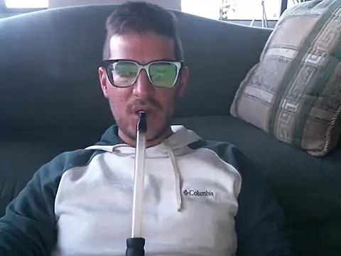 quitomanec online show from October 2025 10:55:02 PM