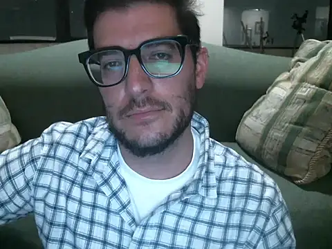 quitomanec online show from April 2026 12:57:01 AM