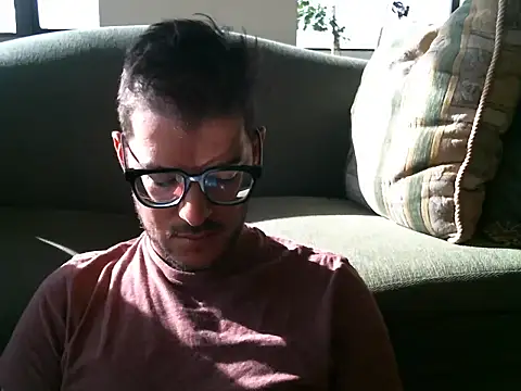 quitomanec online show from July 2026 01:14:01 PM