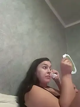 Greta Tamar online show from October 2025 06:06:01 PM