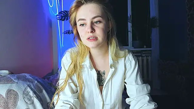 Snapshot of Alexa_Pirs chatting on February 2025 09:31:02 PM Alexa Pirs online show from February 2025 09:31:02 PM