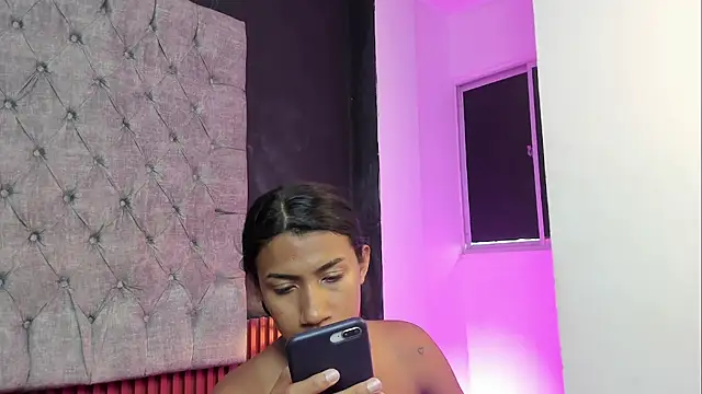 AntoniSantoss online show from February 2026 07:24:02 PM