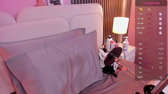 linda sofi   online show from February 2025 10:53:02 PM