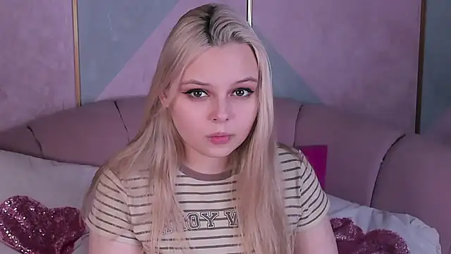 Snapshot of CLAIRE_VOGT chatting on March 2025 03:31:01 PM CLAIRE VOGT online show from March 2025 03:31:01 PM