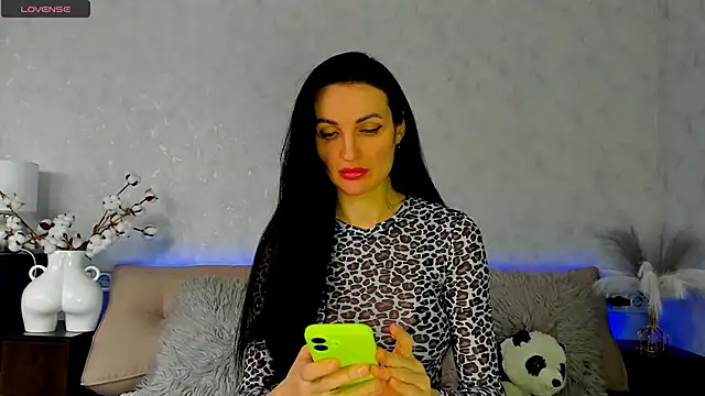 Tina Mart online show from February 2026 08:54:01 AM