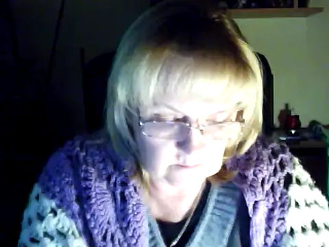 Snapshot of Violet5364 chatting on February 2025 06:04:02 PM Violet5364 online show from February 2025 06:04:02 PM