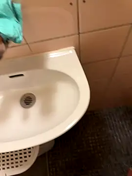 Sex-10-10 online show from September 2025 03:00:02 PM