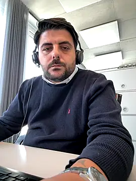 Sex-10-10 online show from November 2025 10:48:02 AM