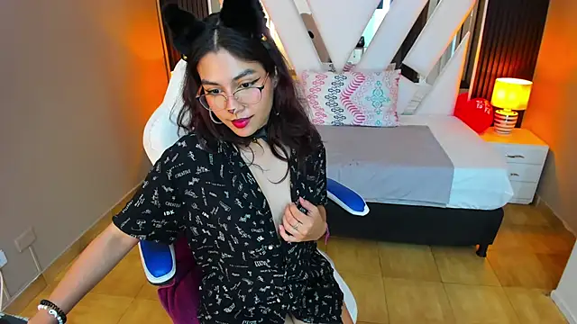 Cristin Petite online show from February 2025 09:41:02 PM