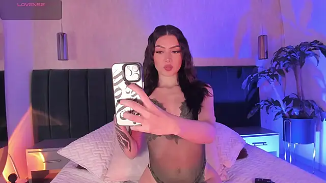 Giselle royy online show from January 2026 06:21:01 PM