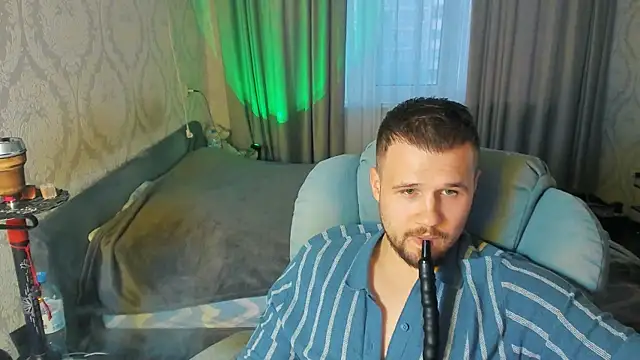 Snapshot of Vladik_b chatting on May 2026 05:53:02 PM Vladik b online show from May 2026 05:53:02 PM