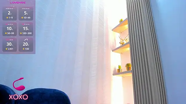 Snapshot of Naomii_Viper chatting on June 2026 11:15:01 AM Naomii Viper online show from June 2026 11:15:01 AM
