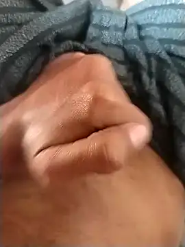 Snapshot of dreamboy3345 chatting on November 2025 04:35:01 AM dreamboy3345 online show from November 2025 04:35:01 AM