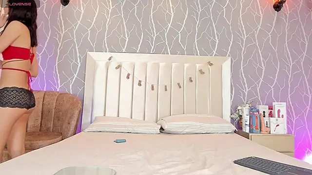 sabrina hanks69 online show from February 2025 12:47:01 PM