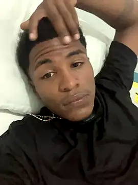 Snapshot of Bichorro chatting on October 2025 03:20:01 PM Bichorro online show from October 2025 03:20:01 PM