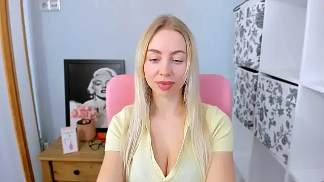 MargaritaRose online show from March 2026 07:26:02 AM