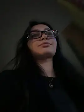 lunalovelee online show from September 2025 01:24:02 PM