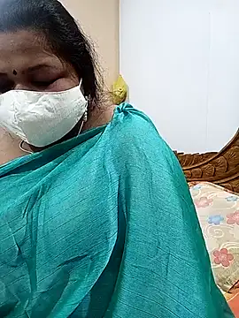 Snapshot of Meryl_Stripppp chatting on February 2025 11:13:02 PM Meryl Stripppp online show from February 2025 11:13:02 PM