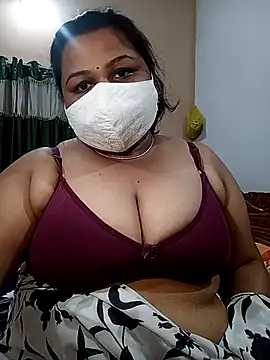 Snapshot of Meryl_Stripppp chatting on February 2025 06:45:01 PM Meryl Stripppp online show from February 2025 06:45:01 PM