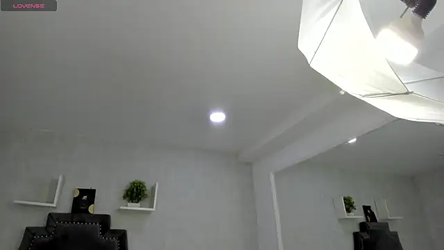 EmiliaRose  online show from November 2025 09:03:02 PM