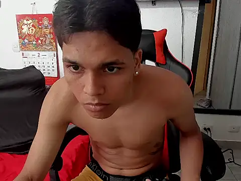 Snapshot of David_Gil19 chatting on February 2025 04:42:02 PM David Gil19 online show from February 2025 04:42:02 PM