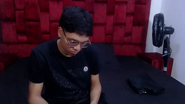 Snapshot of David_Gil19 chatting on January 2026 05:34:01 AM David Gil19 online show from January 2026 05:34:01 AM