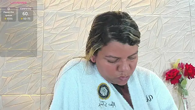 Aida-nicolle online show from March 2025 04:35:02 PM