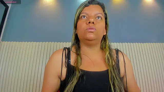 Aida-nicolle online show from March 2025 09:57:01 AM