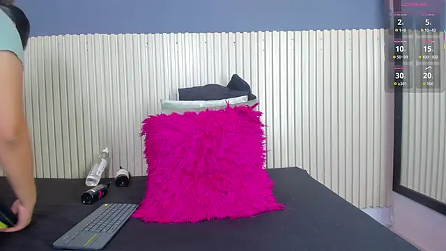 Aida-nicolle online show from October 2025 10:08:02 AM