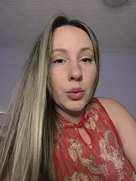 Snapshot of Mona_Plus chatting on January 2026 07:10:02 AM Mona Plus online show from January 2026 07:10:02 AM